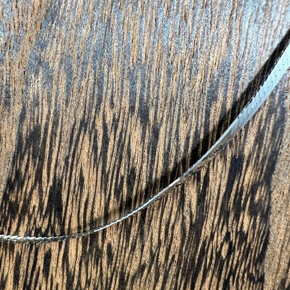 Sterling Silver Herringbone Chain Necklace 18" Italy Stamped Elegant Simple Jewe - Picture 2 of 3